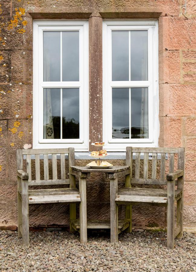 Ghillie'S Cottage Penpont Exterior photo